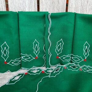 Set of 2 vintage holiday placemats & 4 napkins